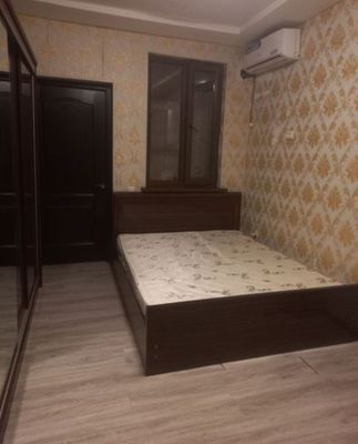 Сдаётся комната. Только ЖЕНЩИНЕ.