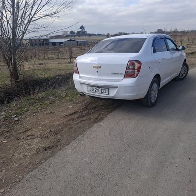 Urilmagan qirilmagan toza moshina narxi ustida kelishiladi