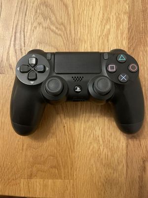 Продаю джойстик dualshock 4