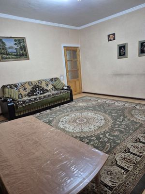 Сергели 2 ярмарка худудида квартира арендага берилади