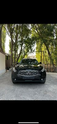 Infiniti fx35 2009