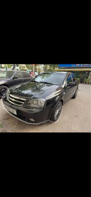 Лассети 2013 г мкп 1,8 пробег 65000