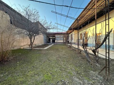 Земельный участок под застройку "Юнусабад ГАИ, 5,7соток