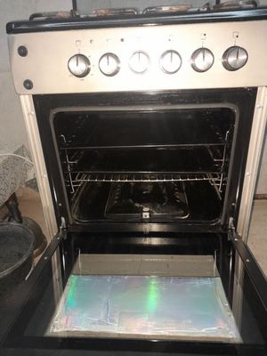 Газовая кухонная плита