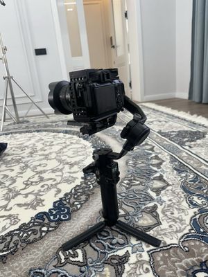 Sony a7 3 sotiladi xoladi zor kelishamiz