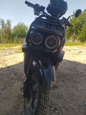 Mototsikl sotiladi