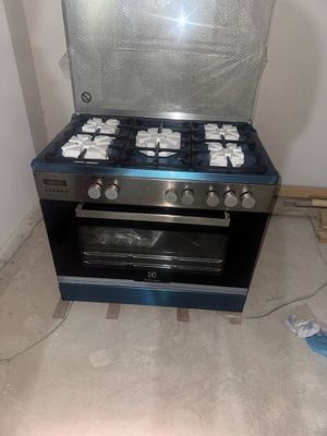 Газ плита ELECTROLUX Итальянский, новый