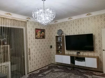 Квартира . Заходи и живи