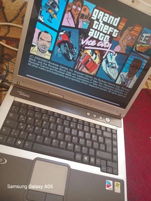 Siemens Fujitsu notebook obmen telefonga yoki boshqa narsaga