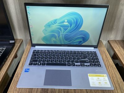 Ideal holatda Asus vivobook i3-1215U