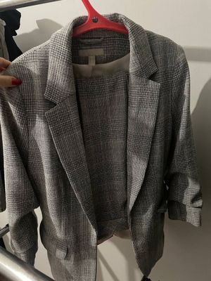 Костюм женский HM