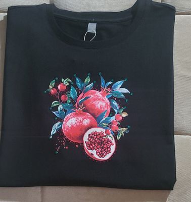 Женские и мужские футболки эксклюзивные