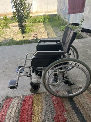 Продам коляску для инвалидов