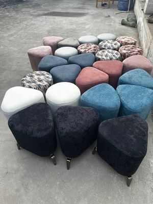 sifatli materyaldan tayyorlangan oʻzgacha dizaynga ega pufiklar