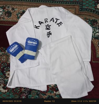 karate uchun kimano va parchatki, kiyilmagan ,
