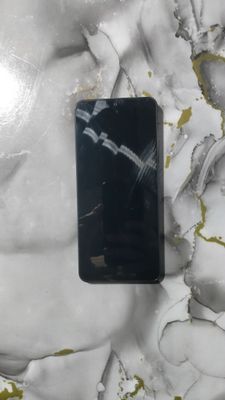 Продам 3 телефона