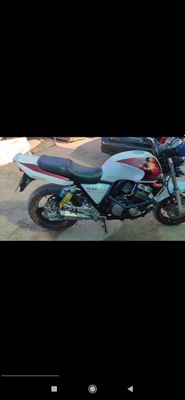 Honda CB400 satiladi. 400 kub 4 cilindr, 16 klapan. Motosikl saz.