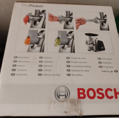 Продается новая эктрическая мясорубка фирмы Bosch в упаковке.