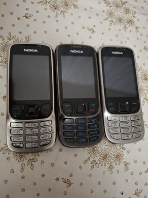 Nokia 6303 3tasi zapchastga sotiladi