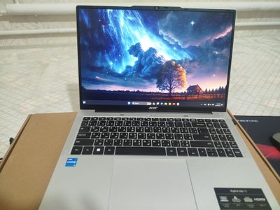 Acer Aspire 16 lite