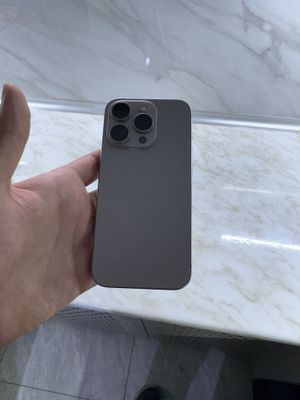Iphone 15 pro 89% есть трещины сздади