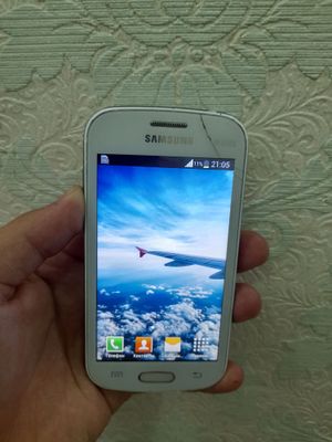 Telefon galaxy J1