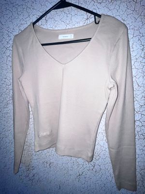 Продаётся женский лонгслив
