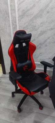 Игровой комплект ПК: компьютер, кресло, стол, монитор, периферия