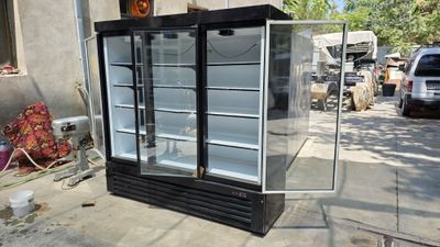 Срочно ЯНГИ Витрина холодилник арзон vitrina холодильник