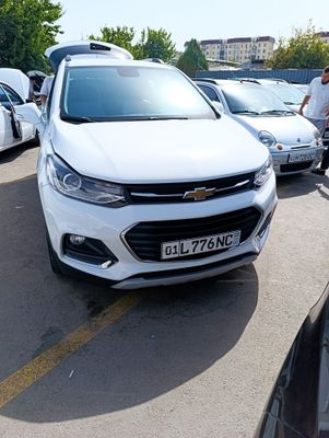 Tracker 1 Probeg-134.000 Kraska toza. 11900$