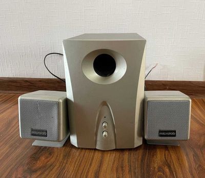Microlab М 600 2.1