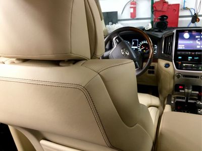 Чехол land cruiser 200 срочно!!
