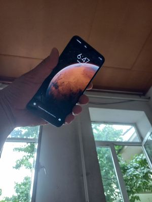 Redmi9 32GB hotirasi holati tiniq 2 sim kartasi imeyka bo'gan .