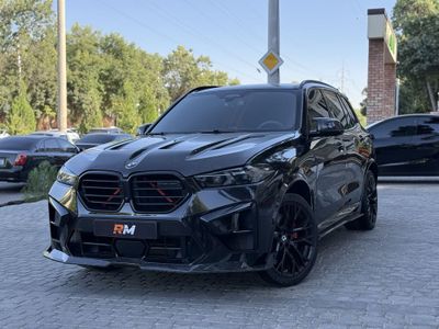 BMW X5 M-competition full options!