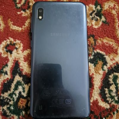 Samsung A10