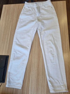 Белые джинсы женские ZARA