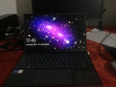 Asus zenbook 14 sotiladi