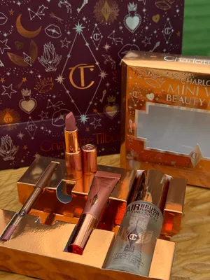 Charlotta tilbury nabor set