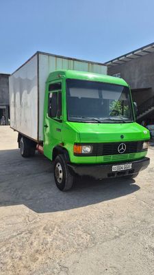 Furgon Daimler Benz