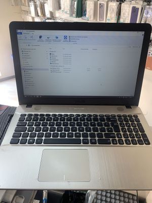 Sotiladi Asus noutbook