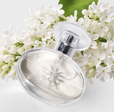 Oriflame brend atirlari