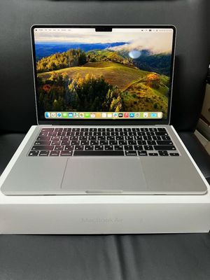 MacBook M2 Air 8/256