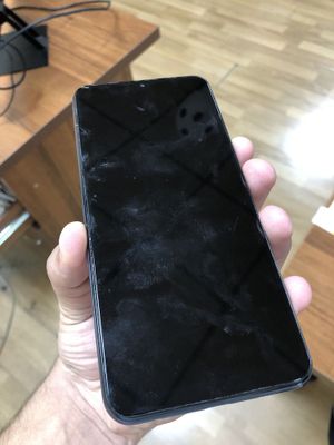 Samsung A13 в хорошем состоянии