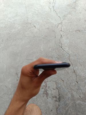 Iphone xr hotirasi 64