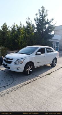 215/55/17 Шины Goodyear диски Vossen