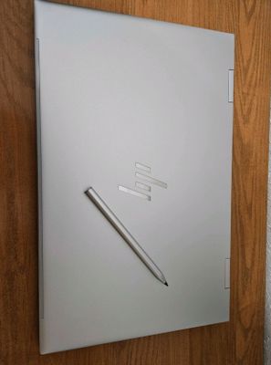 Продаю ноутбук HP ENVY x360, износ батареии 0%