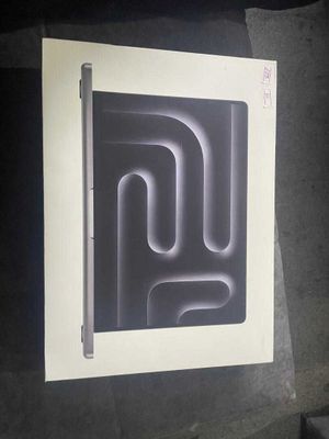 MacBook pro 14 - inch Model No A2918 with M3 chip