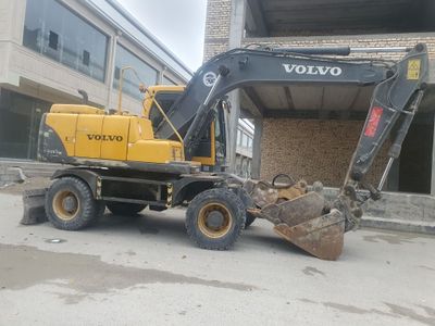 Ekskavator Volvo 145