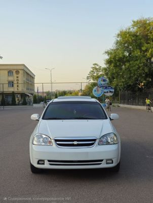 Продается Lacetti 1.8
