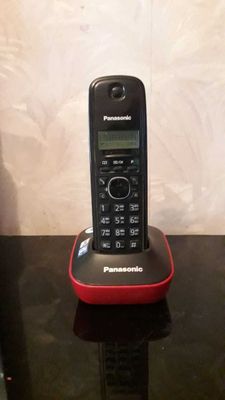 Телефон PANASONIC (радио телефон)